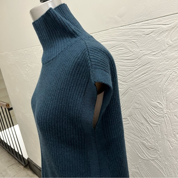 Eileen Fisher Ribbed Merino Wool Knit Top and Midi Skirt Set; fits Size 6 - Picture 5 of 13